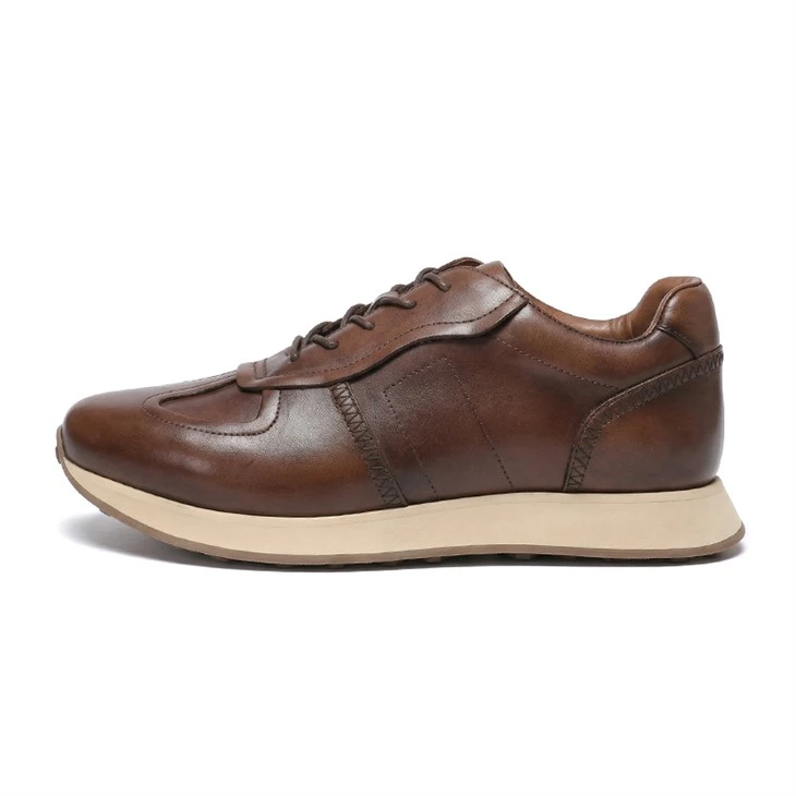 Trendy leren retroschoenen met ronde-neus